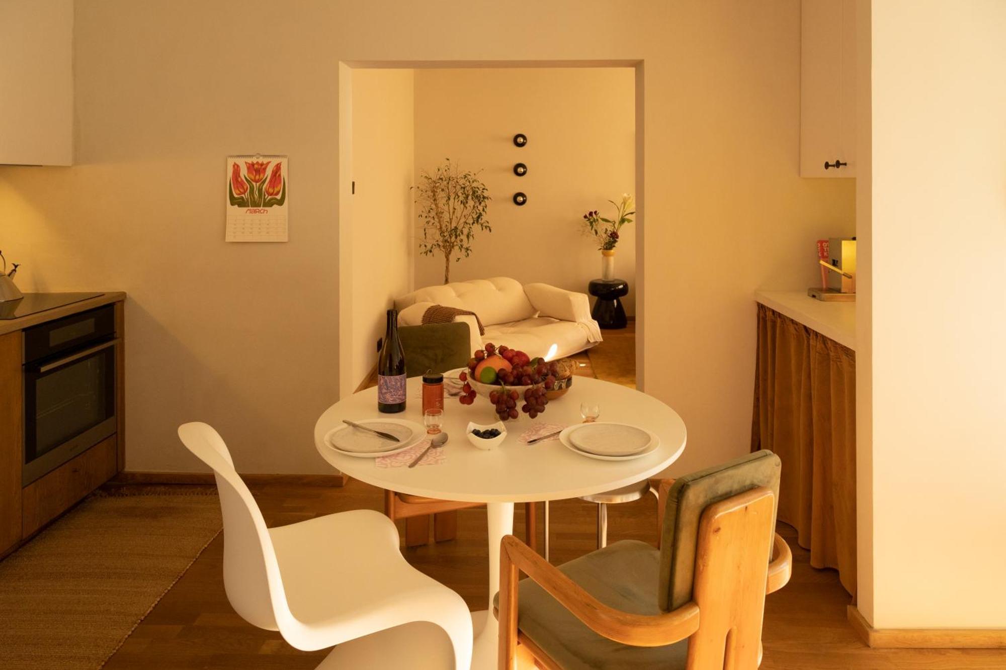 Miknyi By Stn Apartment *